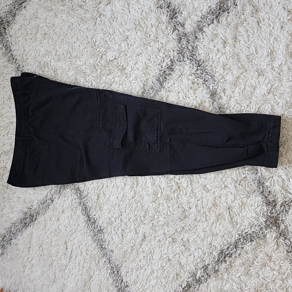 **Donated** Banana Republic cropped pants - Picture 4 of 10